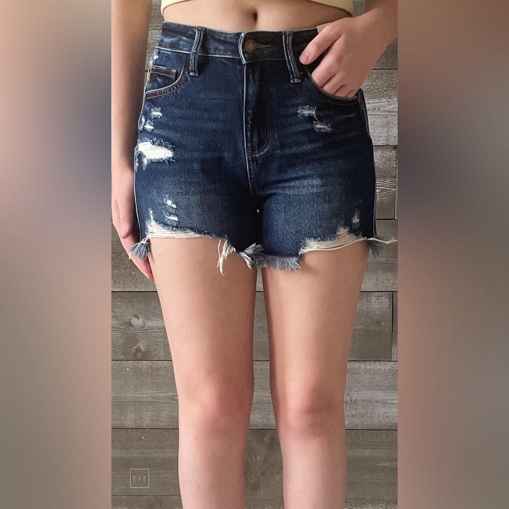 judy blue high waist rigid magic fray hem shorts dark JB150257REG DK size small